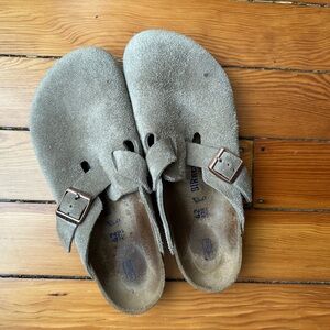 Birkenstock Boston Suede Clog Taupe Size 42